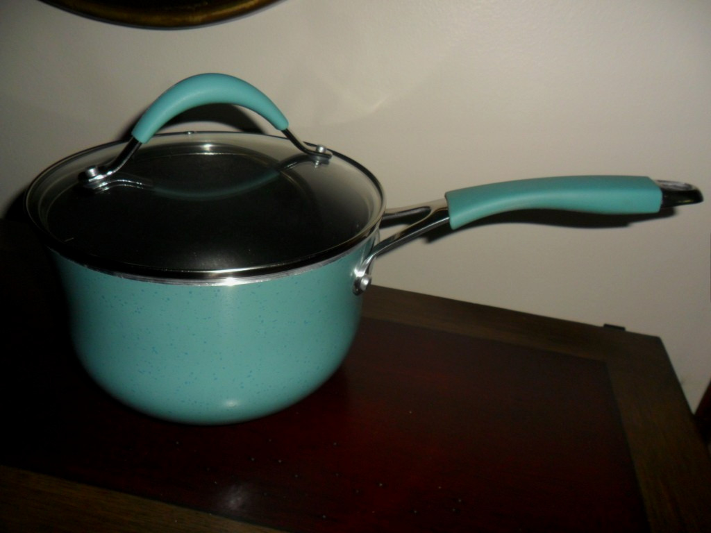 The Pioneer Woman Frontier Turquoise Speckle 2.5 Quart Saucepan/lid