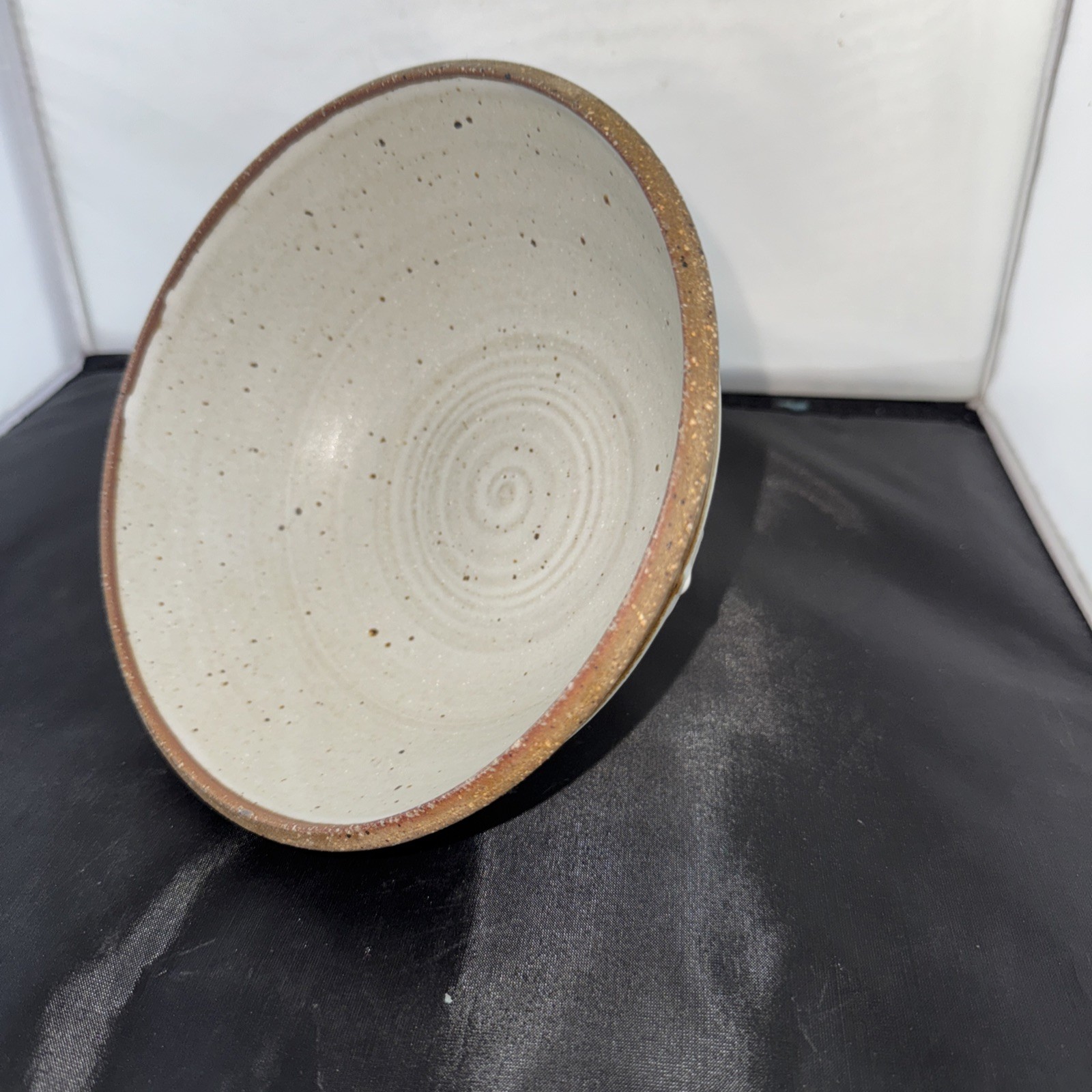 Signed Hand Made HAND PAINTED CERAMIC BOWL & TANGENE Please See Photos