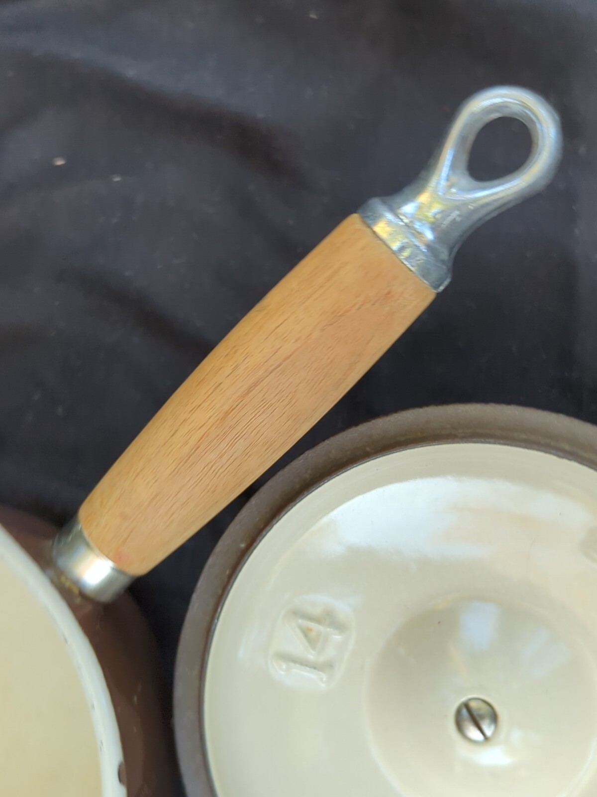 Vintage Le Creuset Enameled Cast Iron #14 Sauce Pan With Lid Wood Handle Brown