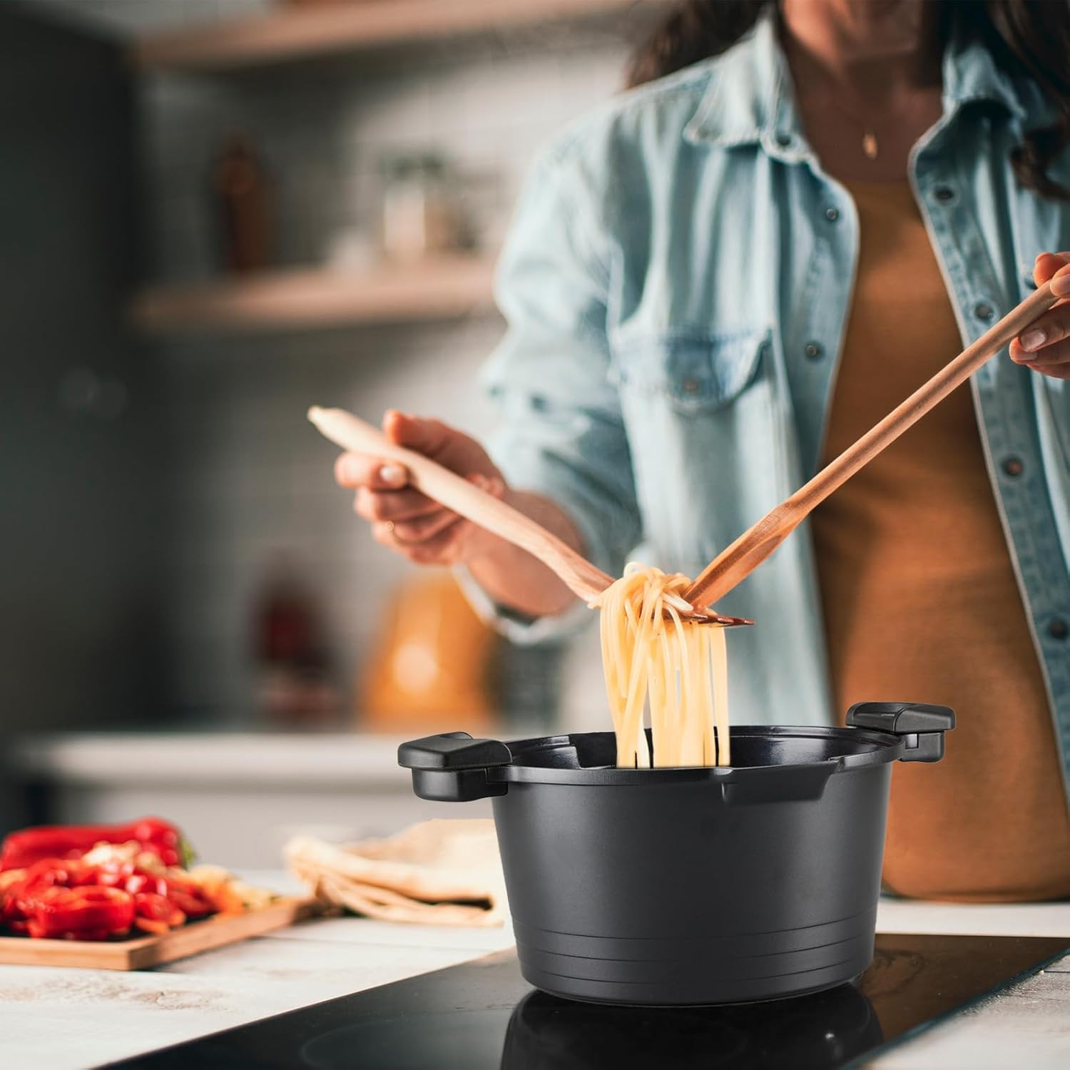 8.5Qt Nonstick Pasta Pot with Strainer Lid & Tempered Glass, Dishwasher Safe