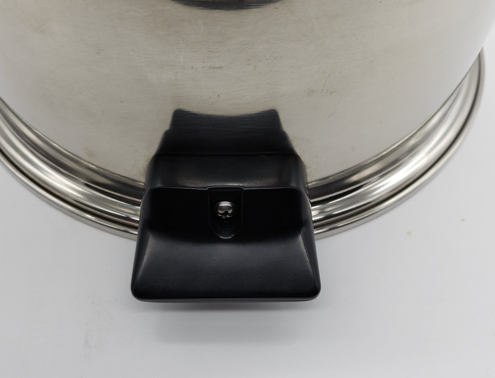 VTG Regal Stockpot 6 Qt 18-8 Stainless Steel 3 Ply with Lid USA