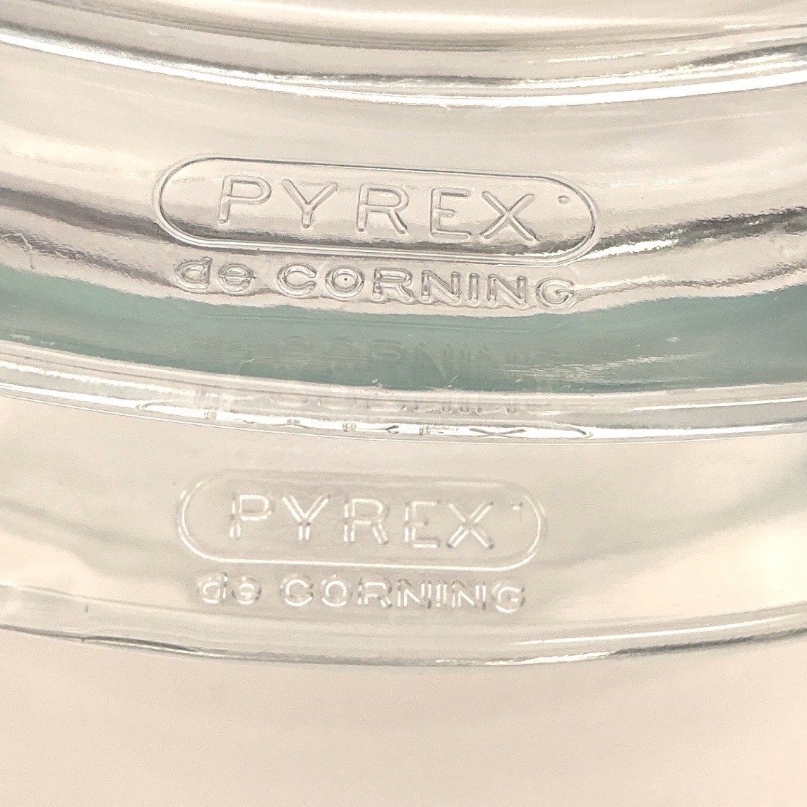 Vintage Pyrex de Corning France Clear Glass Round Casserole Dish with Lid 454 F