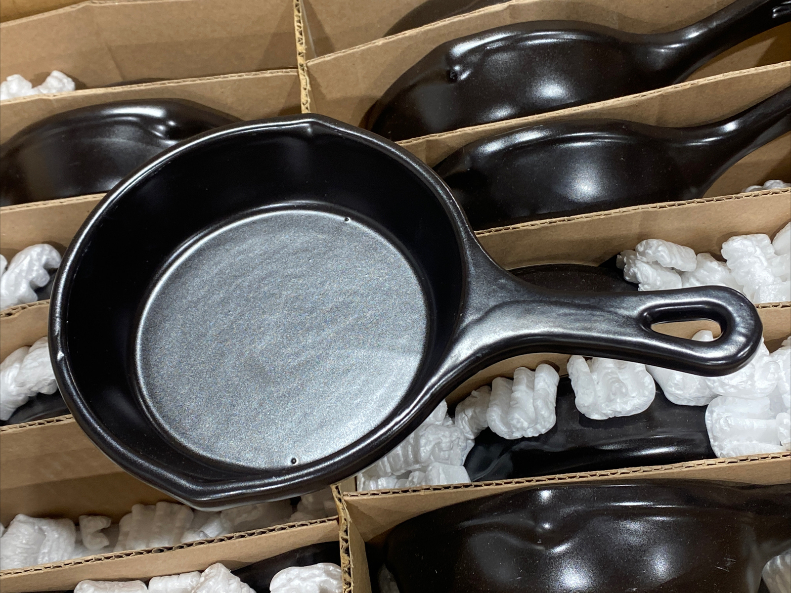 Qty.12, Diversified Ceramics DC216 – MB Serving Skillet 6″ 12oz. Brand New