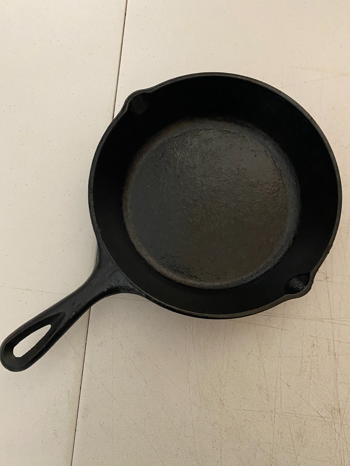 Lodge 8SK Cast Iron Skillet 10 Inch Frying Pan Made USA Seasoned Cookware