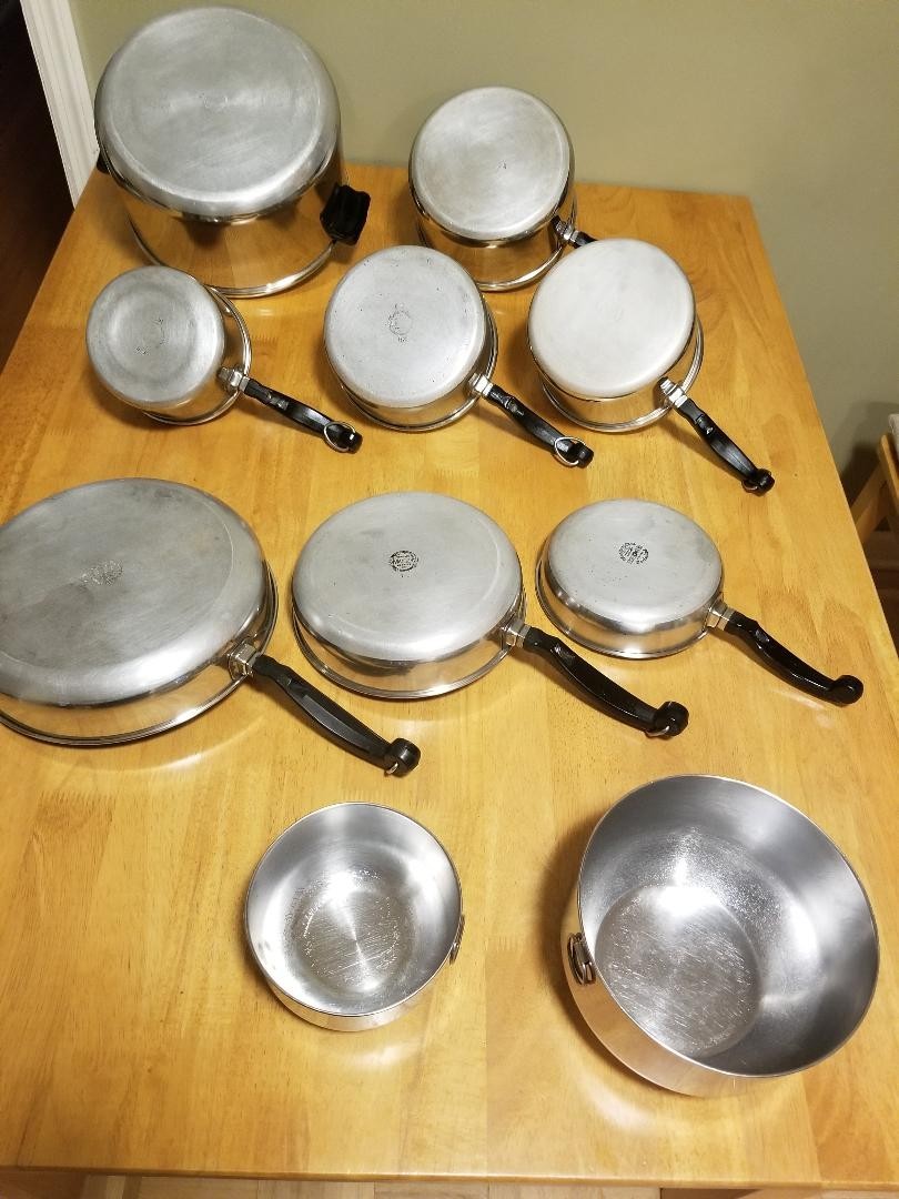 15 piece set VTG Farberware Aluminum Clad Stainless mixing bowls w/8 QT Stockpot