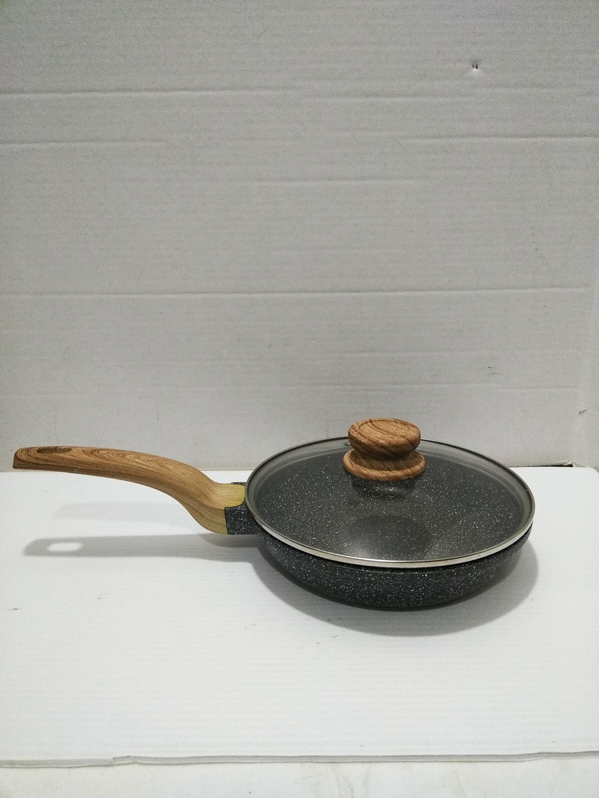 Natural Elements Nonstick 8″ Skillet Frying Omelet Pan Cookware w/ Lid