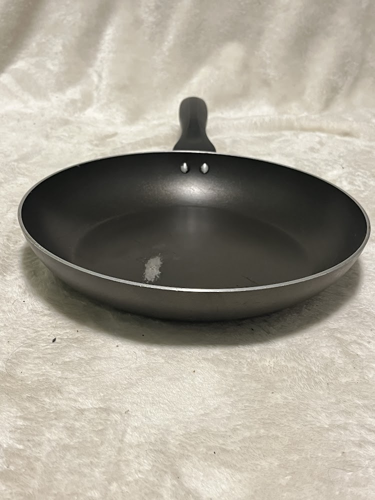 T-fal Tefal 10.25 in Nonstick Round Frying Pan Skillet Black Aluminum