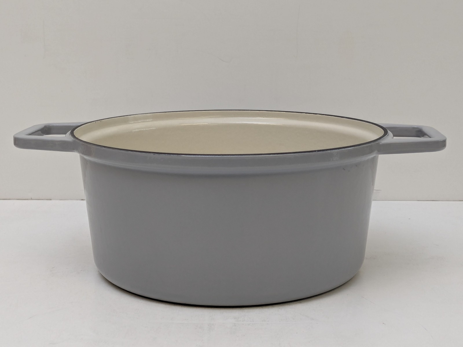 2-in-1 Dutch Oven Enameled Cast-Iron Dutch Oven Gray