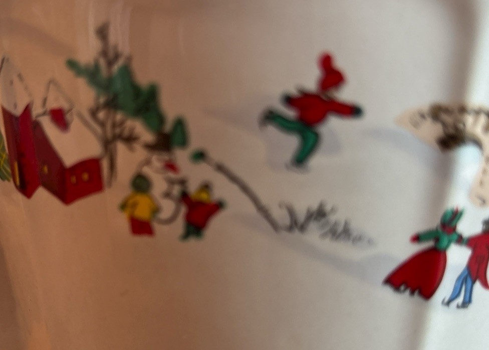 Farberware 1995 White Christmas Tea/Coffee/Chocolate Pot #391