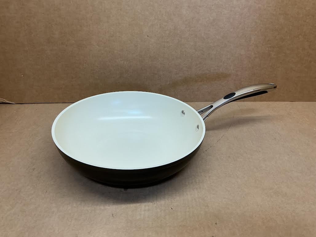 Tramontina Ceramica Deluxe 11-Inch Wok, Ceramic Non Stick Sitr Fry Pan, Black