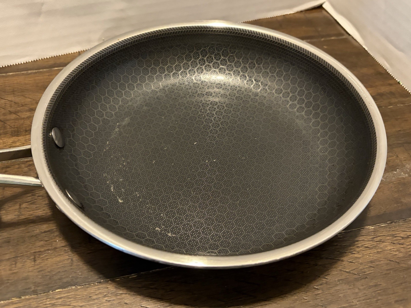 HEXCLAD 8″ Frying Pan Hybrid Stainless Steel Non-Stick Fry Pan (A5)
