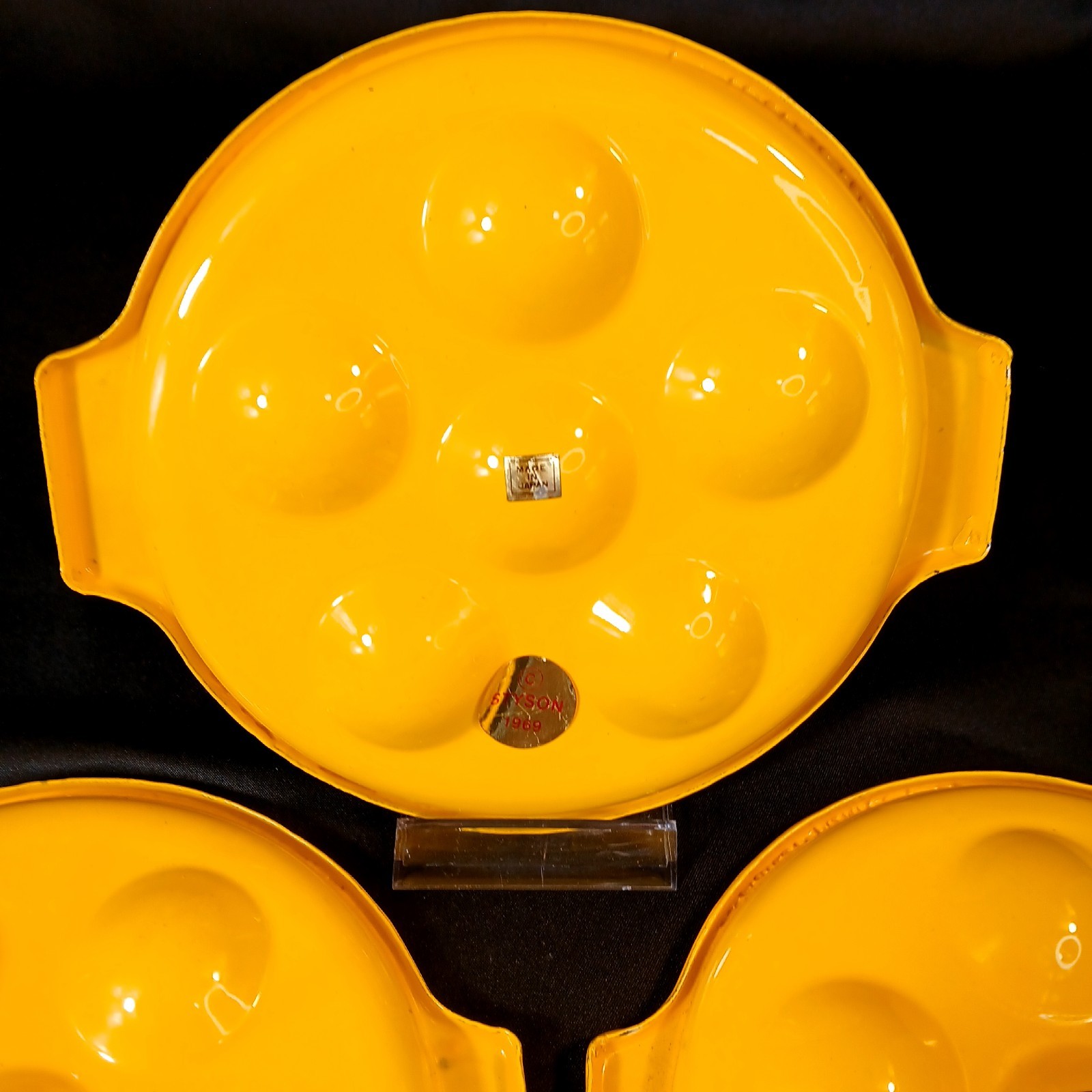 🌼 Vintage Yellow Enamel Steel Escargot Plates Japan Set 4