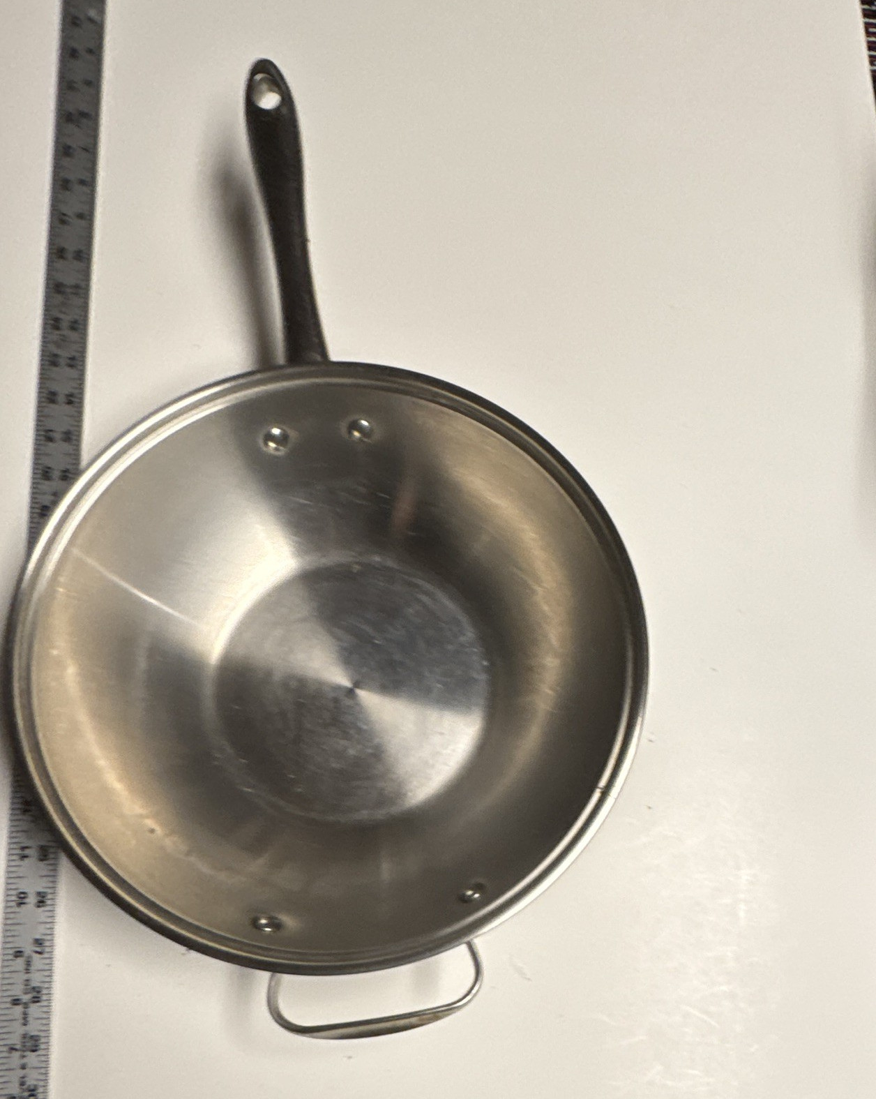 Stainless Steel Saute Pan Skillet Silver Round Long Handle, Gas/Electric