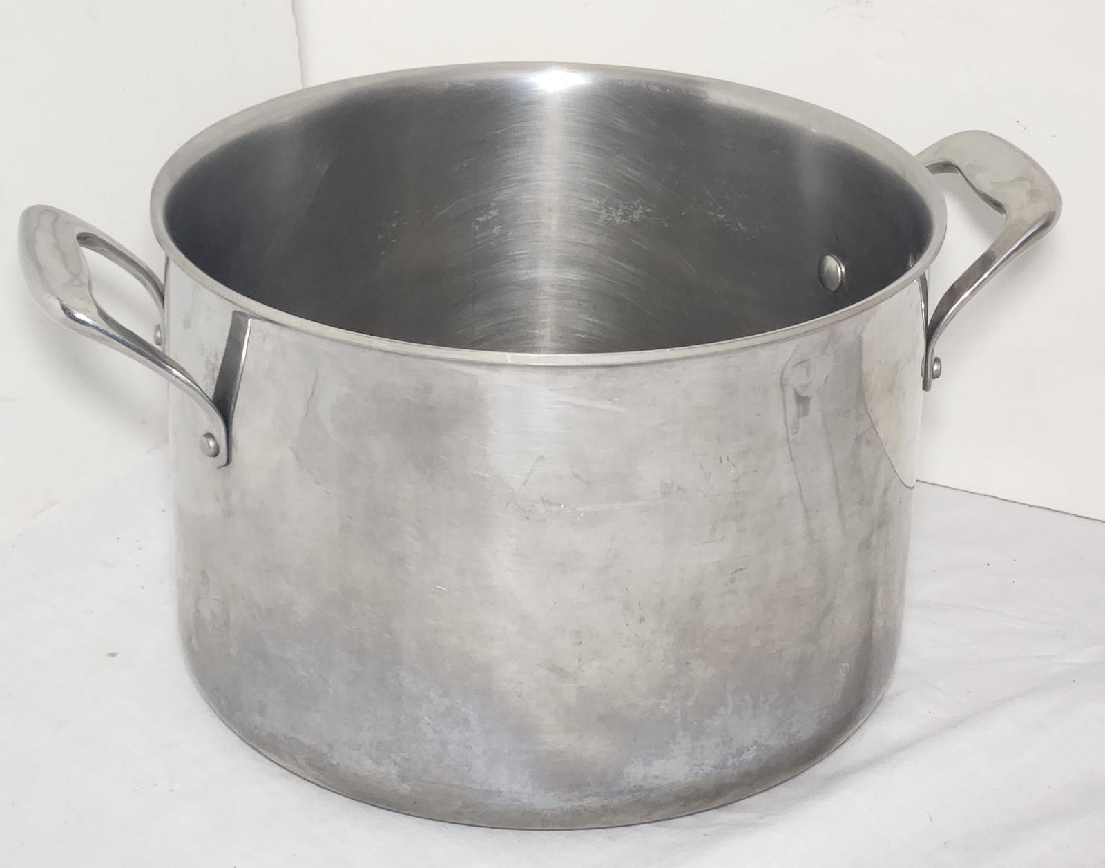 PAMPERED CHEF 10 Inch Diameter Stainless Steel 6 Qt Stock Pot. 25H No Lid
