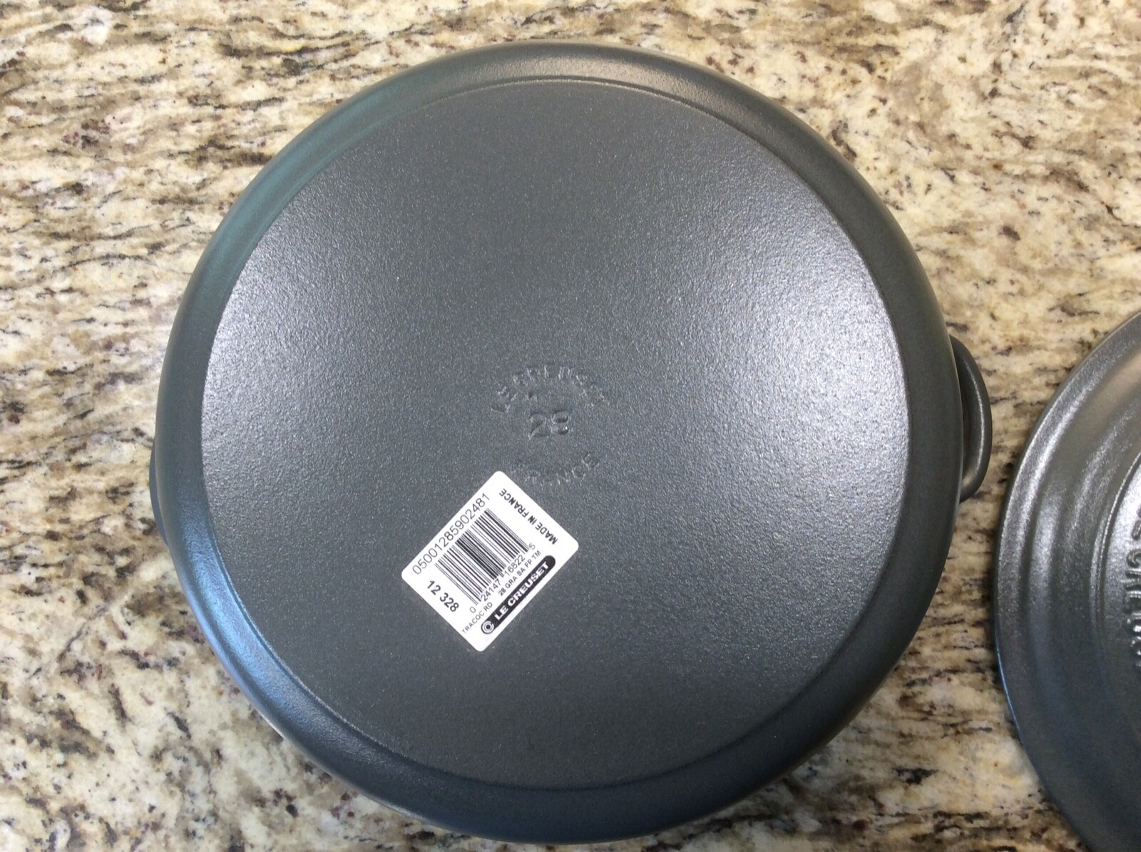 RARE! Le Creuset GRANITE Gray Enameled Cast Iron Round Dutch Oven 7.25 qt 6.7L