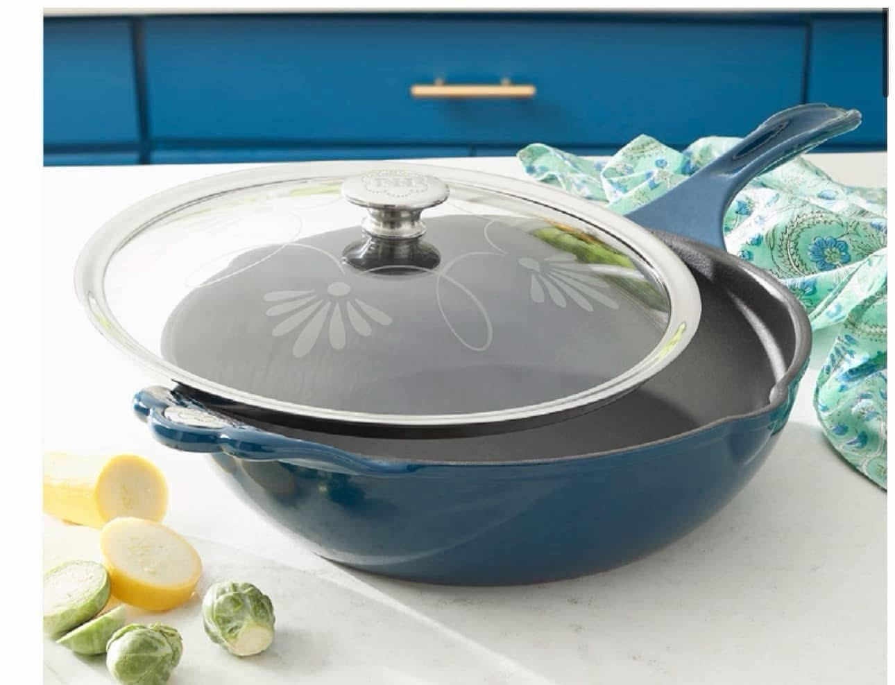 10062 Mi Cocina by Princess House 11 inch Blue Cast Iron Skillet with Lid