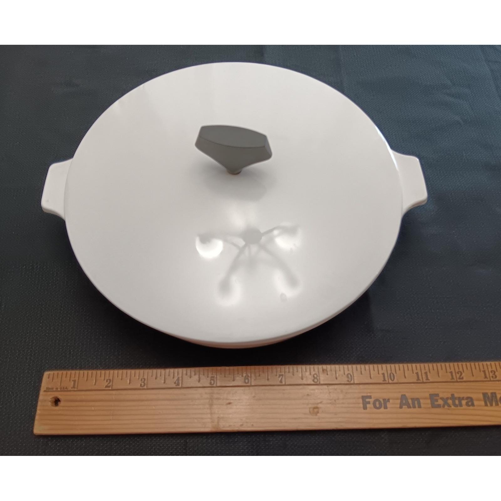 Corning Ware B-10 Buffet Server 10 Inch Skillet White Pyroceram with Lid USA