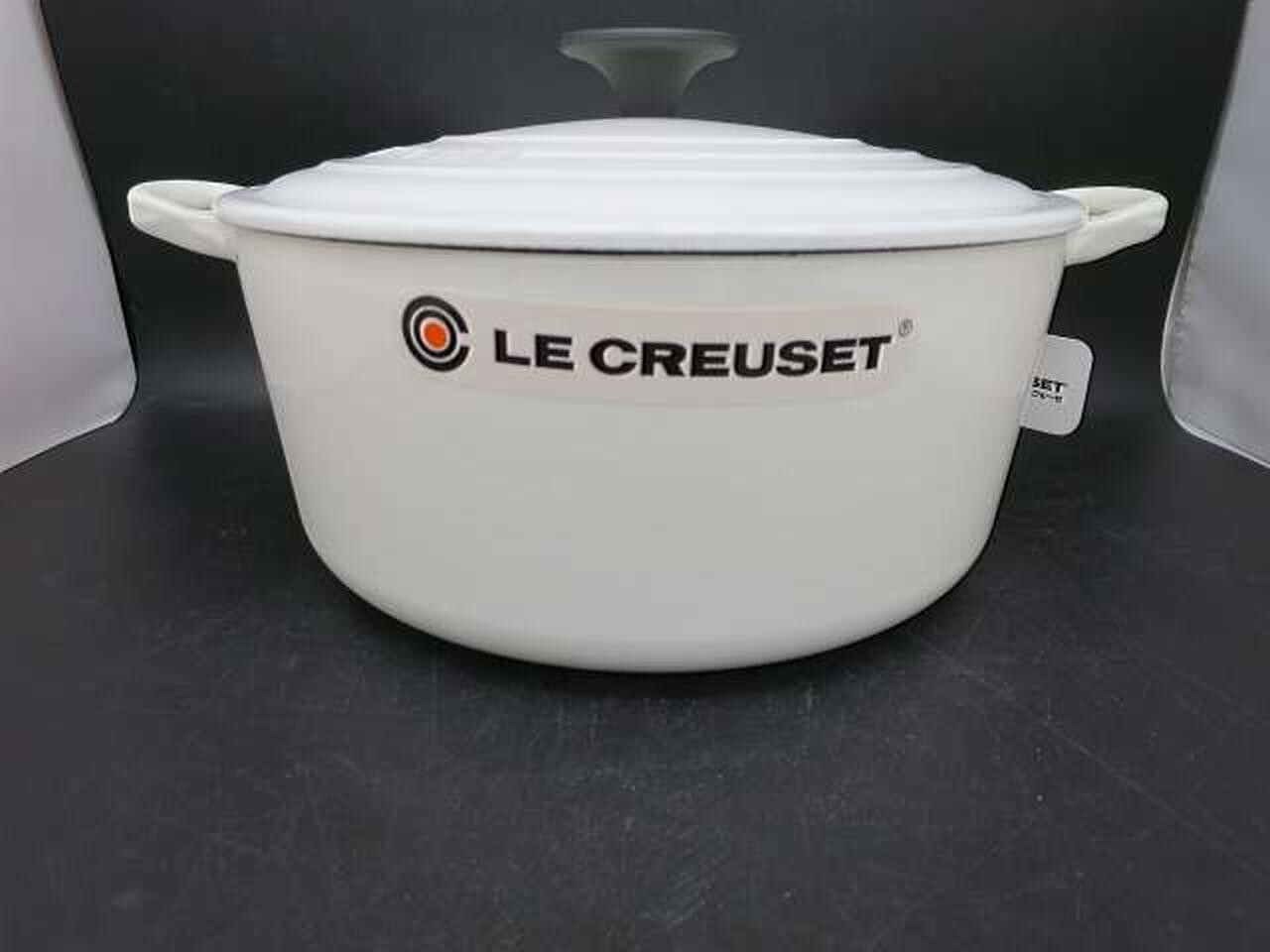 Le Creuset Cocotte Ronde Tradition 24cm 9.5in 4.5qt White Cast Iron Enamel Pot