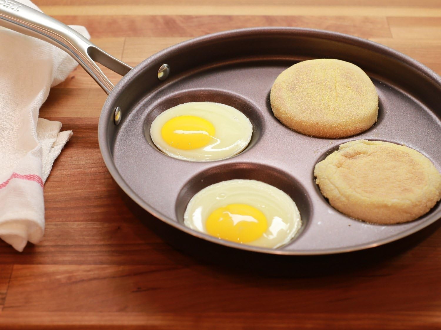 EGG FRYING PAN Aluminum Nonstick Breakfast Eggs Pancakes Purple 4-Egg TECHEF