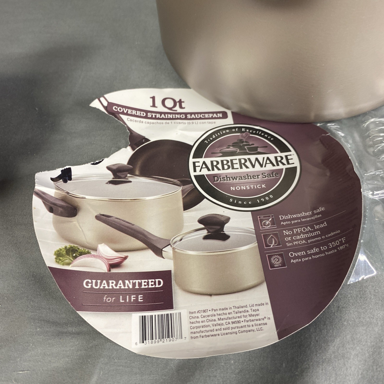 Farberware 1 Qt. Aluminum Nonstick Sauce Pan in Champagne with Glass Lid
