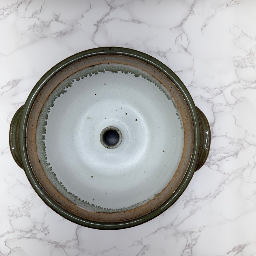 Vintage Green Ceramic Baking Dish Chimney Lid Roasting Even Cooking Signed Cozy