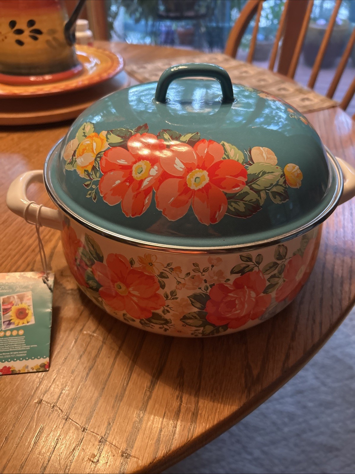 The Pioneer Woman 4 Quart Enamel Dutch Oven Floral Teal Lid White Body Handles