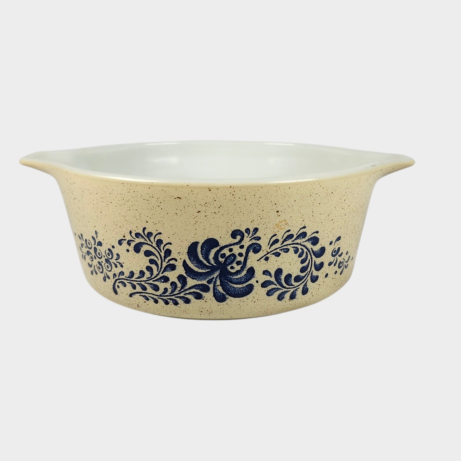 Vintage Pyrex Homestead Cinderella Bowl 1.5 PT Tan Blue Floral #472 Ovenware