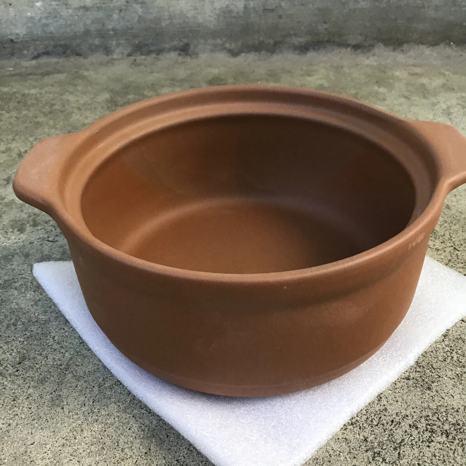 NEW Home Essentials 1.79 QT Brown Clay Pot Cookware For Gas Wood Oven Stoves