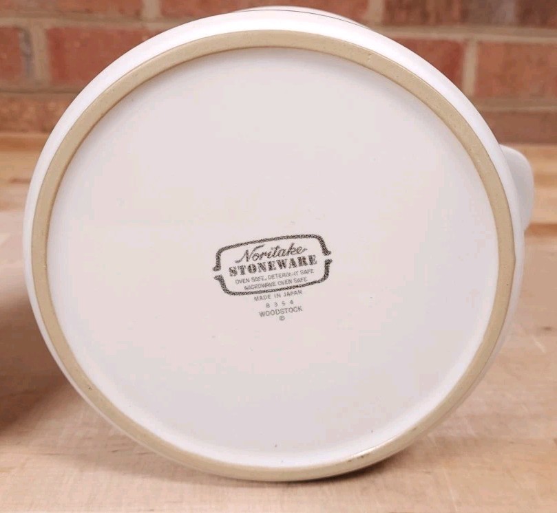 Noritake Woodstock Stoneware 8354 Bean Pot 8 X 6 Inch