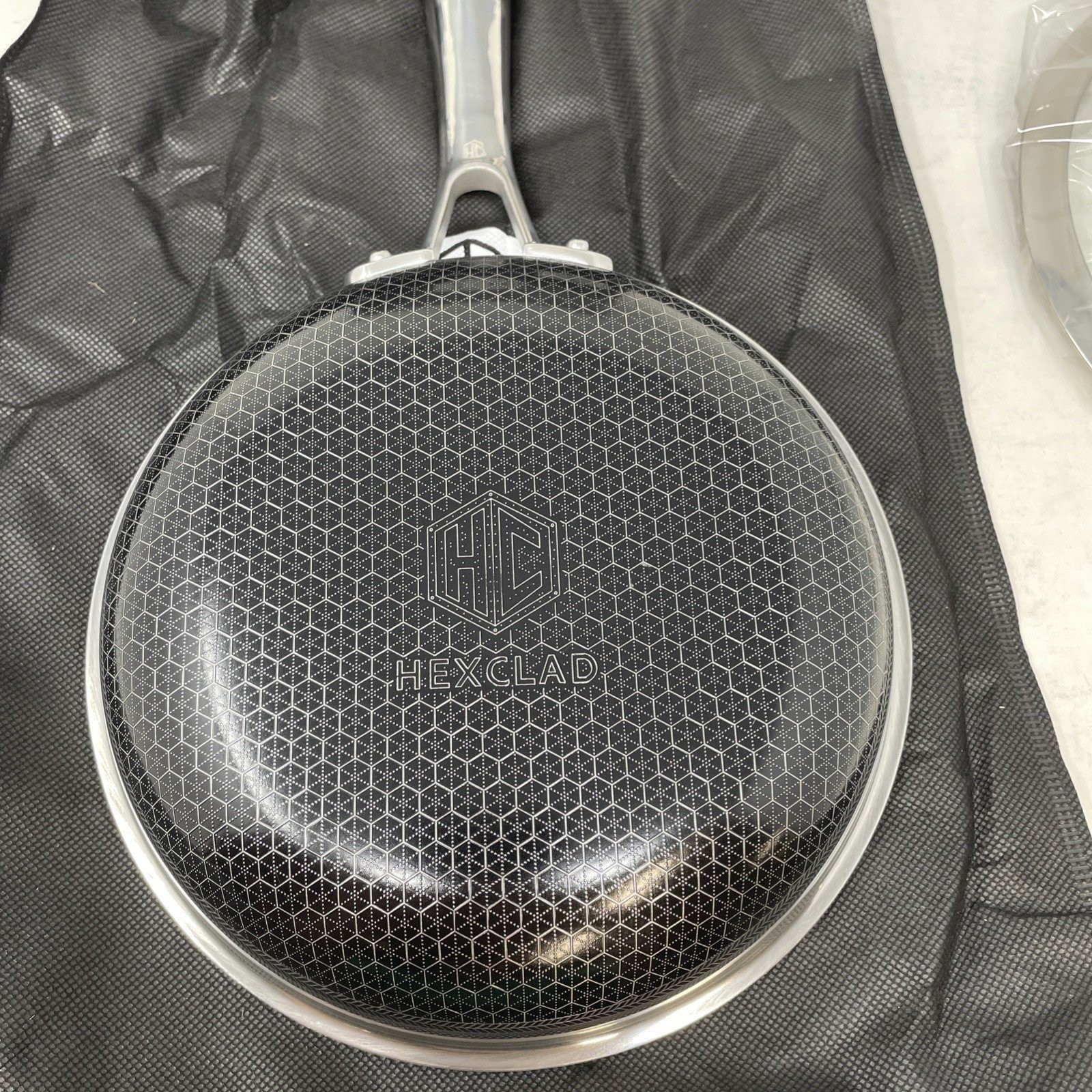 HexClad 8″ Hybrid Fry Frying Pan W/ Storage Bag TerraBond Nonstick Gordon Ramsay