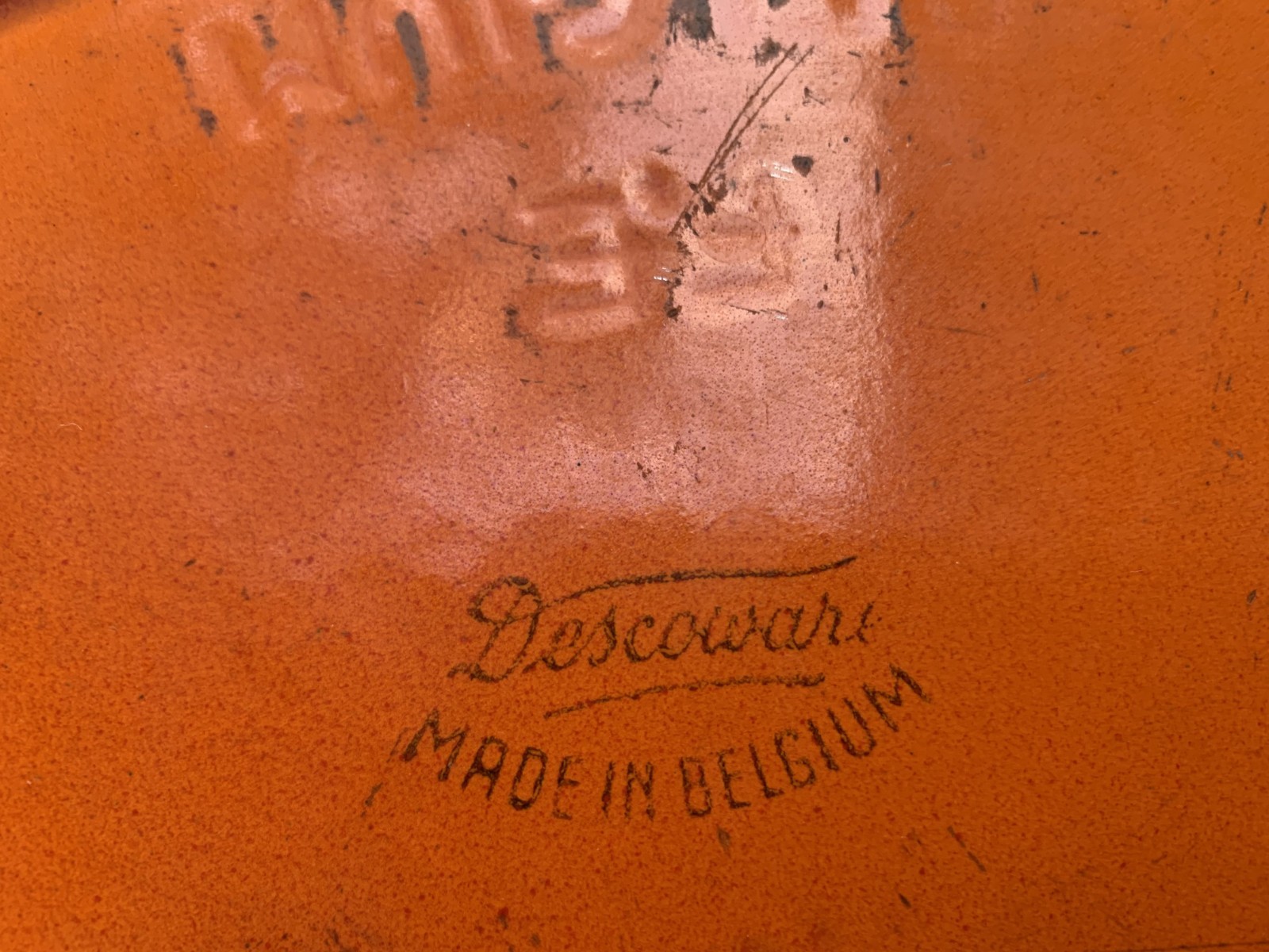 Descoware Cast Iron Enameled Flame Orange Oval Dutch Oven 4 qt Casserole Belgium