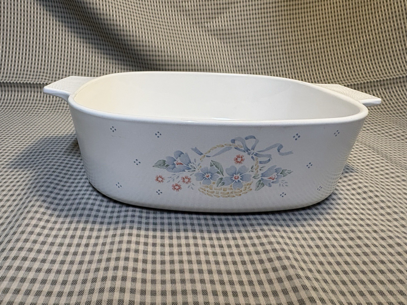 Vintage Corning Ware Country Cornflower 2 Liter Casserole Dish A-2-B Blue Basket