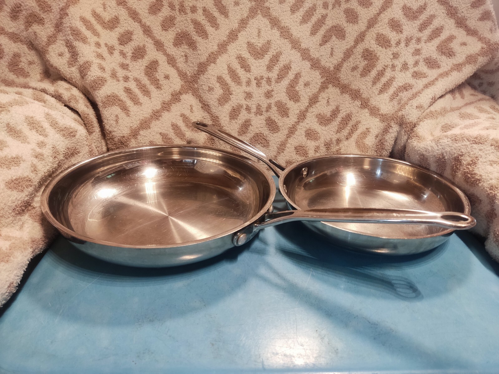 Set of 2 Cuisinart 10″ 722-24C & 8″ 722-20C Stainless Steel Skillets Induction