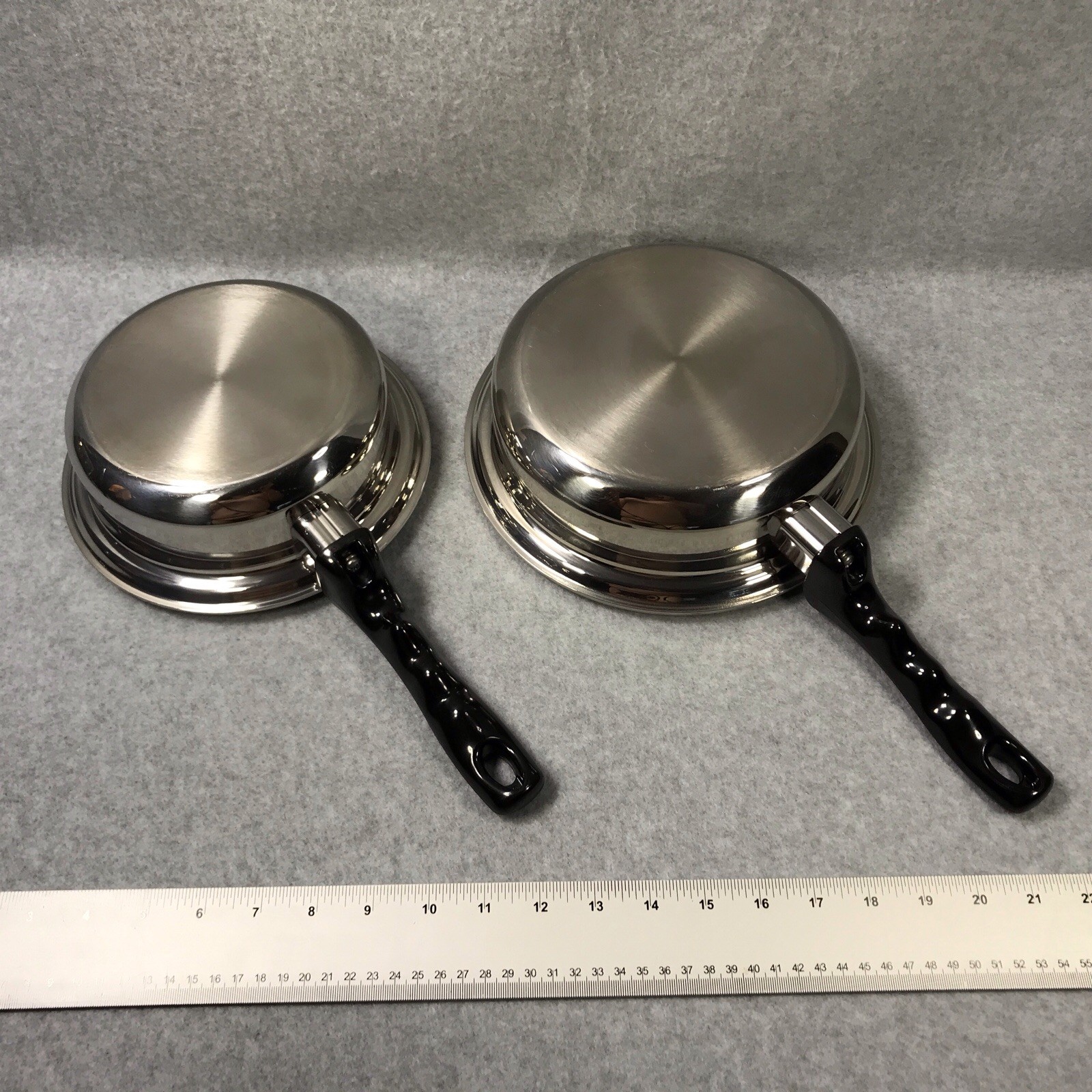 Americraft West Bend 1 Quart 8″ Sauce Pan AND 9.25″ Small Skillet 2-Set No Lids