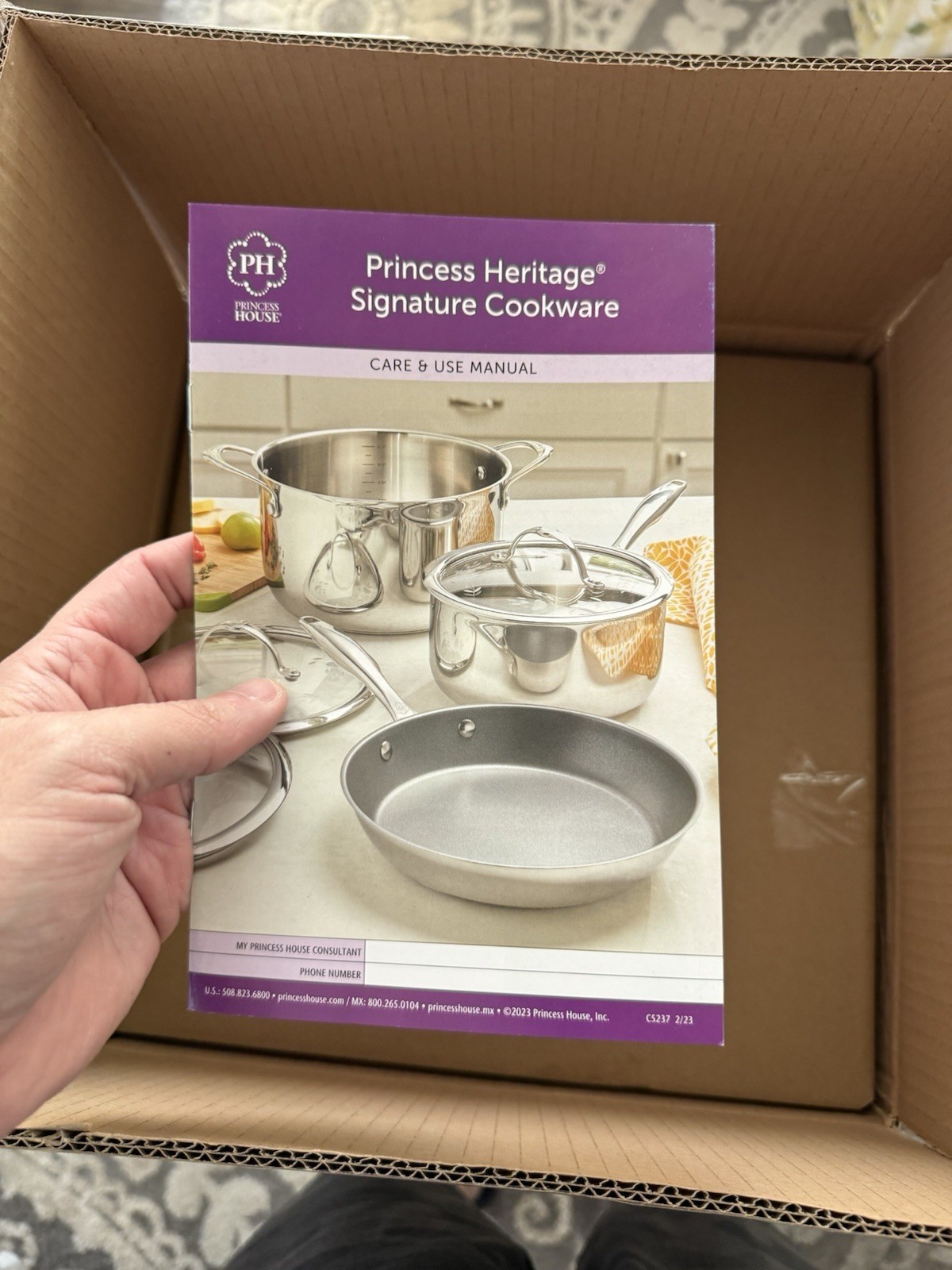 Princess House PRINCESS HERITAGE® SIGNATURE 9-Qt. Nonstick Round Casserole 10622