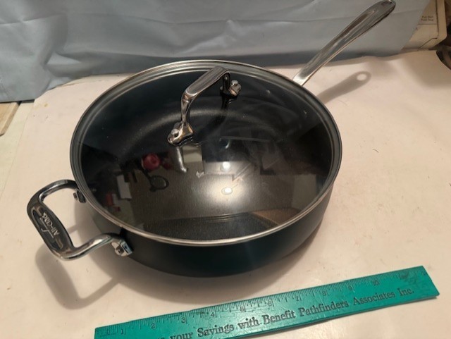 NEW All-Clad EXPERT HA1 Hard Anodized Nonstick 4 QT SAUTE PAN W/LID – 500* F