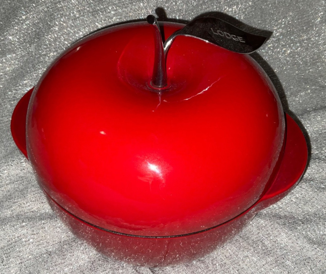 Lodge Enameled Cast Iron Dutch Oven with Lid 3 Qt Red Apple Shaped See Pics