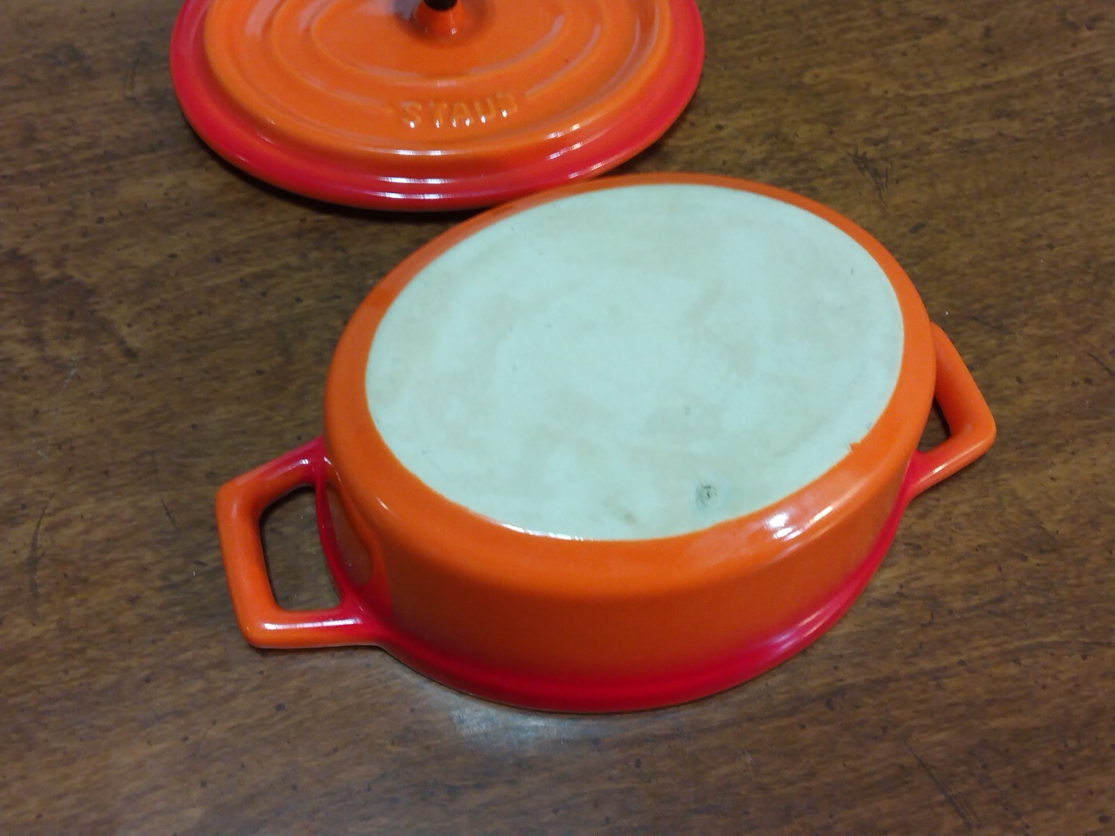 Staub Orange La Cocotte Oval Ceramic Mini Casserole Dutch Oven Bakeware READ!