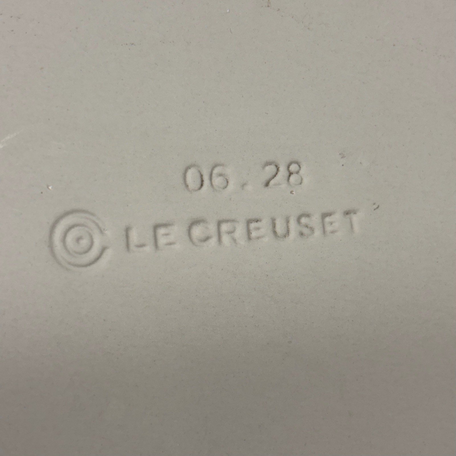 Le Creuset White Stoneware Oval Gratin Baking Dish Set of 2 0.6L 1L 06-28