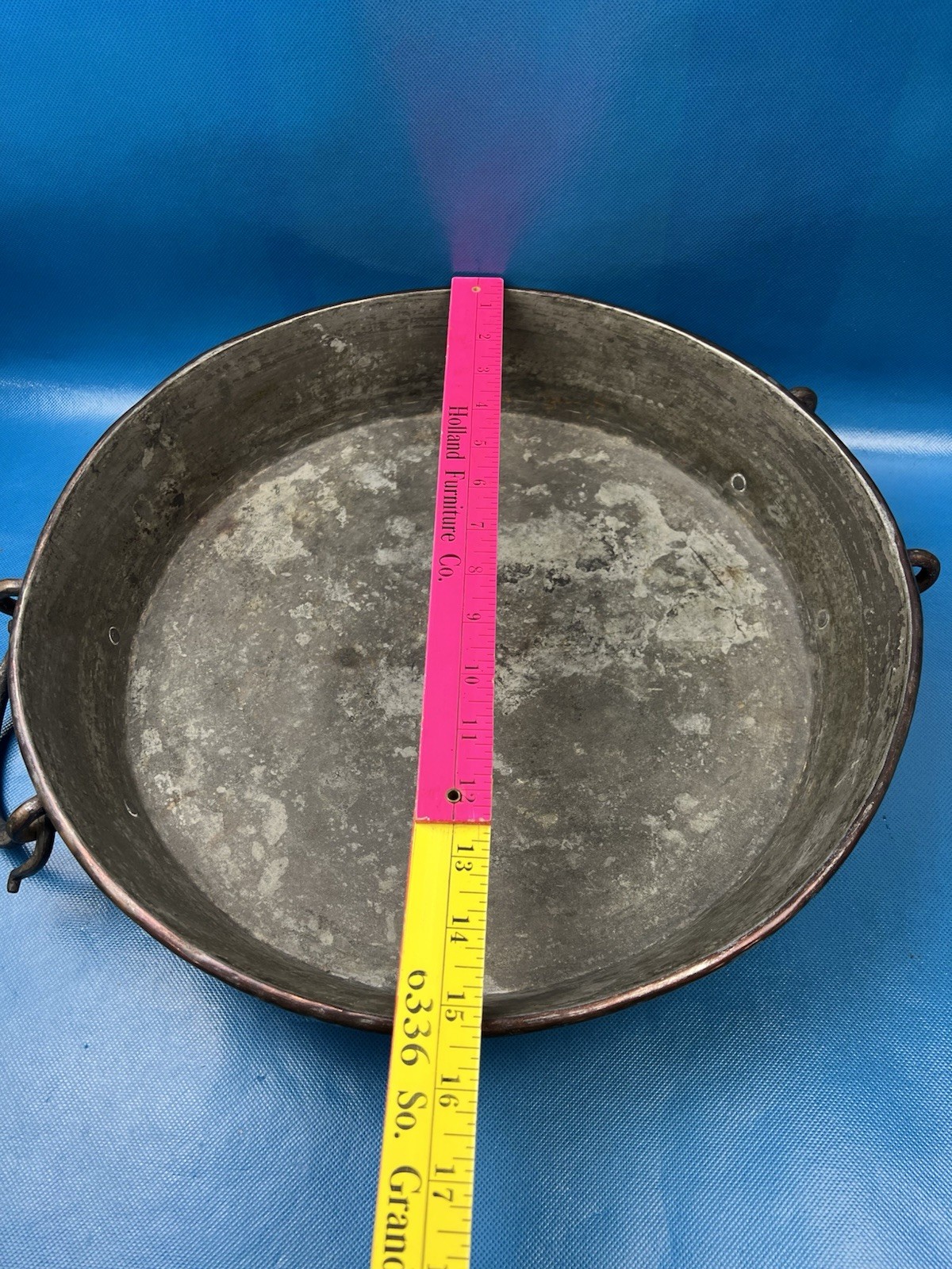 Large Hand Hammered Copper / Tin Lined Pan