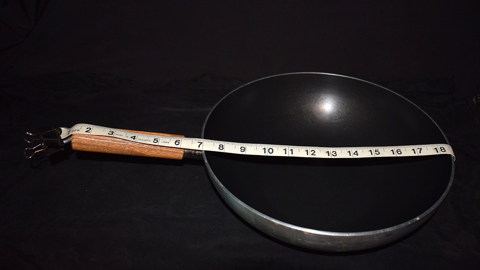 Mirro Aluminum Non-Stick Pan / Skillet ~ 12″ Diameter x 3.5″ Deep ~ No Lid