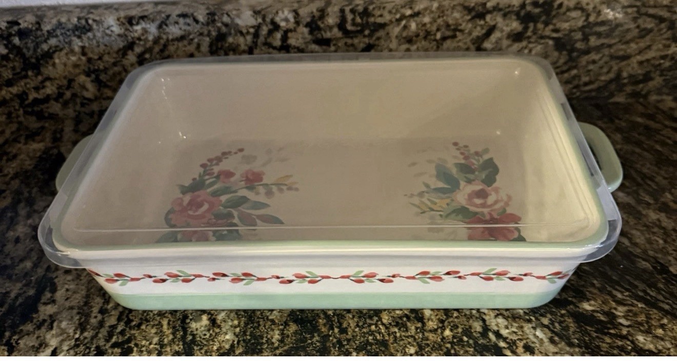 Pioneer Woman ~ Painted Meadow Ceramic Baker with Cover ~ 9 x 13 New