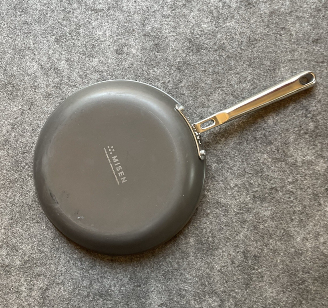 Misen 10 Inch Pre-Seasoned Carbon Steel Fry Pan