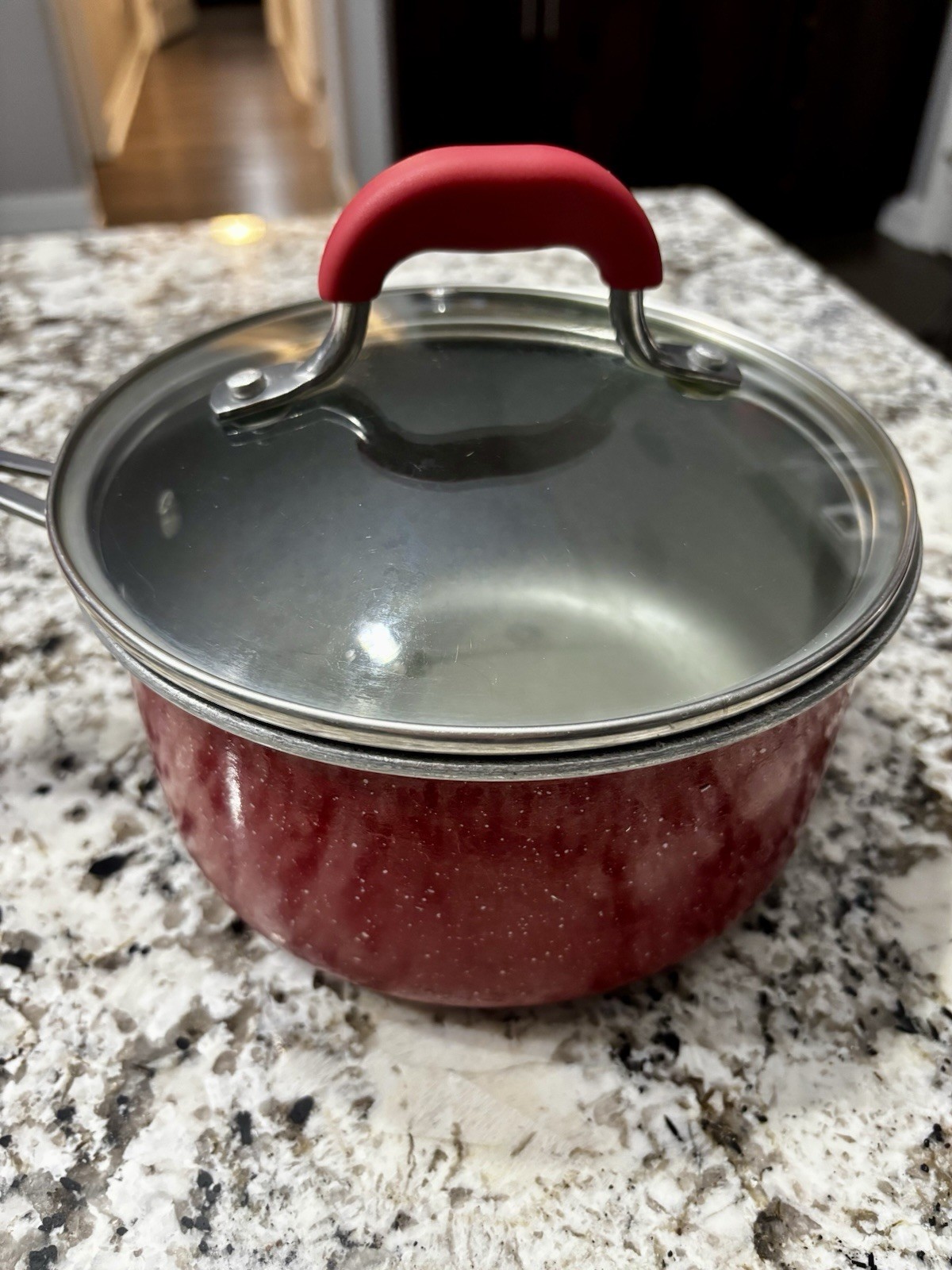 The Pioneer Woman Vintage Speckle Red Enamel 2.5 Qt Saucepan with Lid