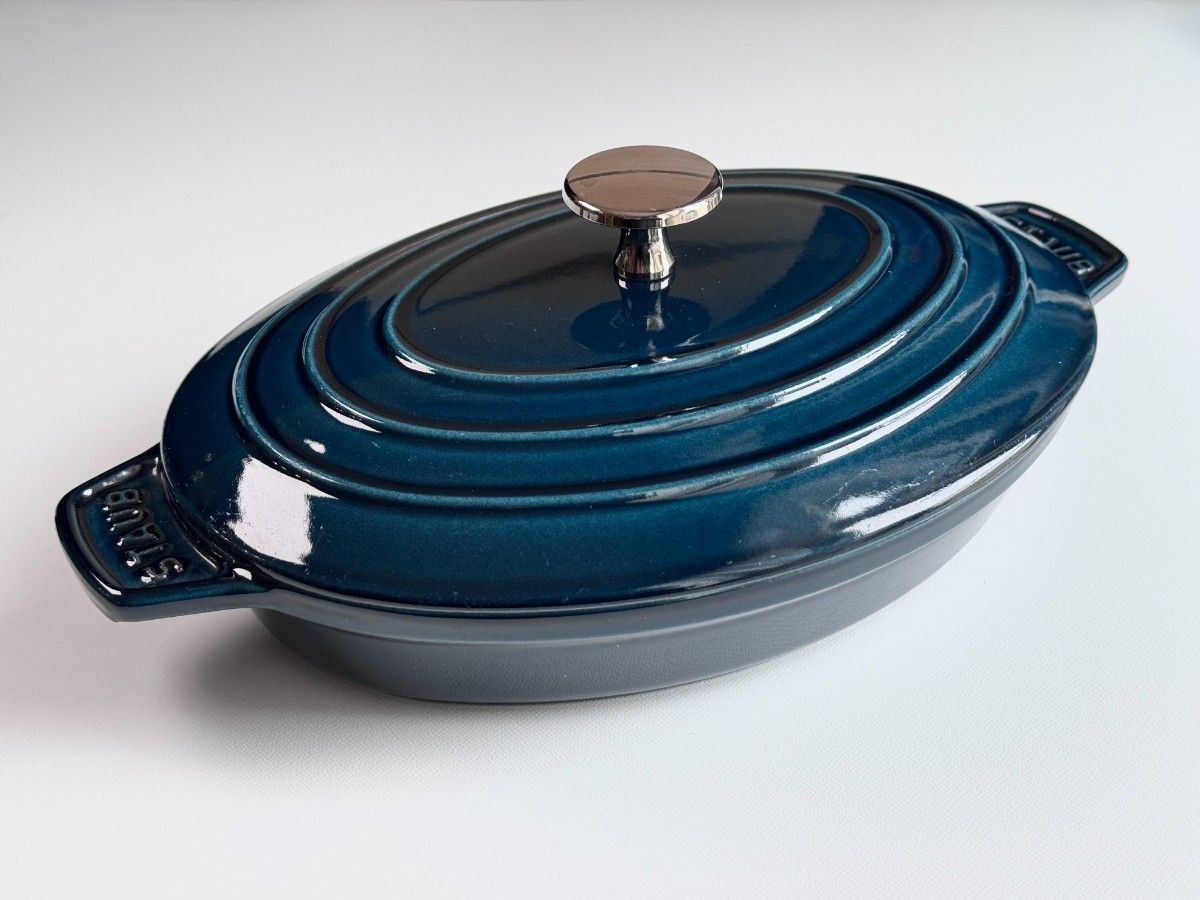 Cocotte Oval Hot Plate La Mer STAUB 23cm Enamel Cast Iron Unused Rare Used TB04