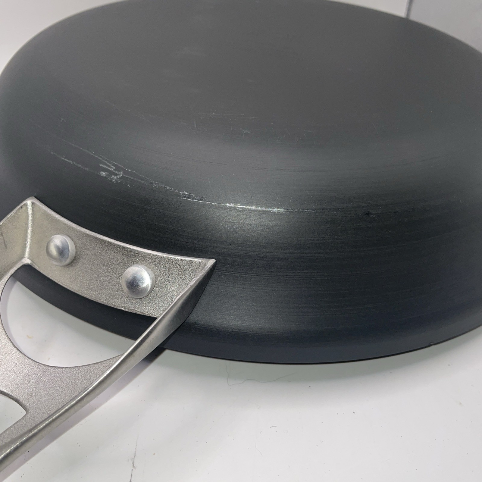 COMMERCIAL ALUMINUM Calphalon USA NSF 1392-12″ Skillet New No Box
