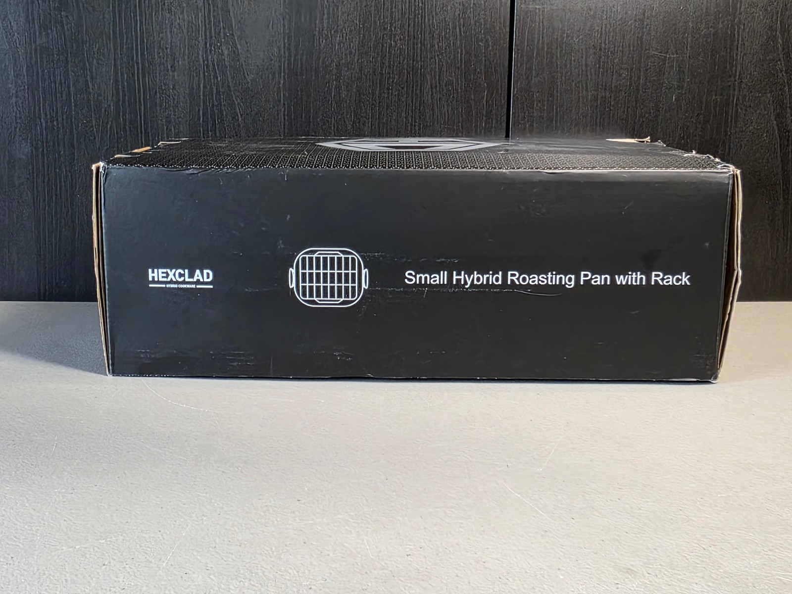 Hexclad Non-Stick Small Hybrid Roasting Pan with Rack 16″x10″x3″ – New