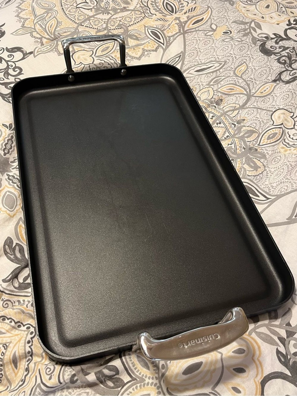 Cuisinart Chef’s Classic Nonstick Hard Anodized 13″ x 20″ Double Burner Griddle