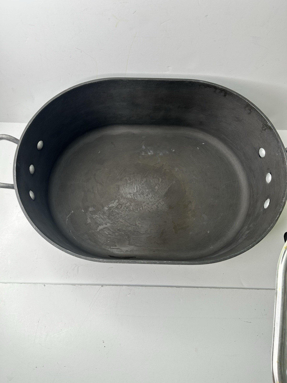 Magnalite GHC USA 16 In Roaster Dutch Oven Cooking Pot With Insert Turkey