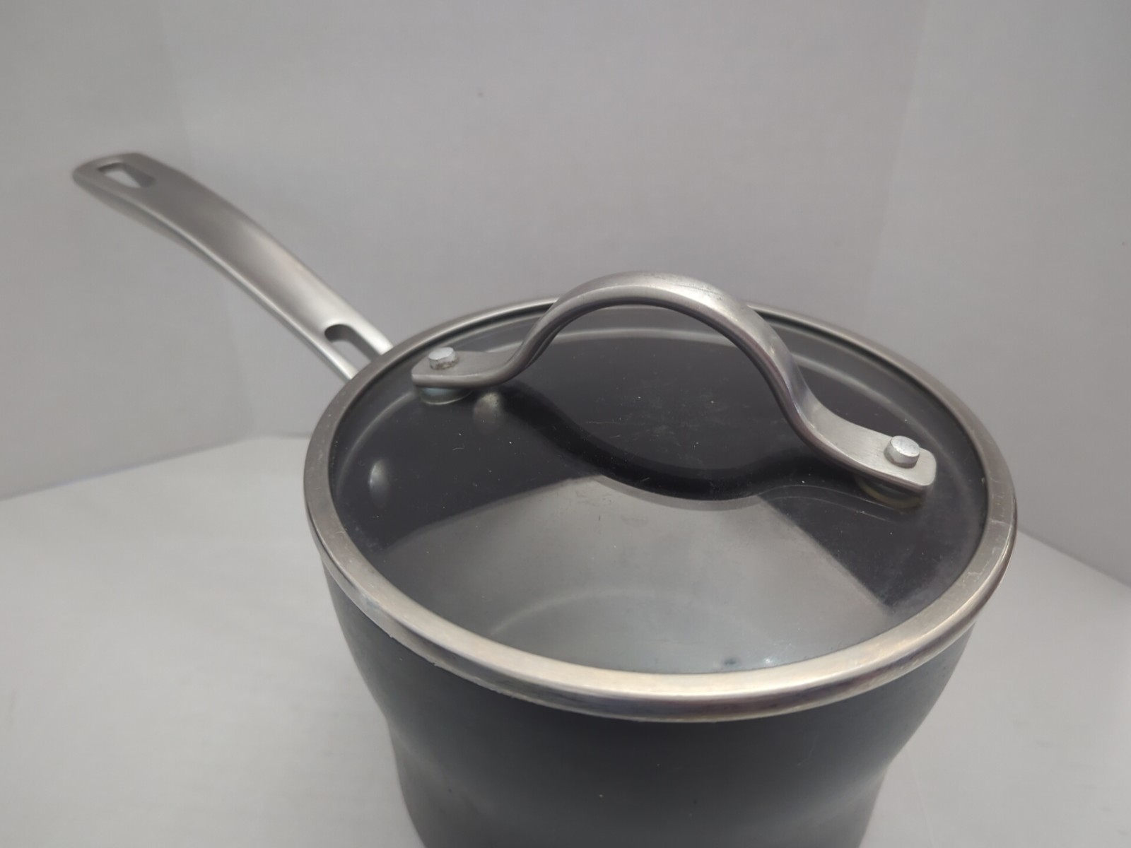 Kirkland Signature 2qt Saucepan Anodized Nonstick Aluminum Sauté Pot & Lid